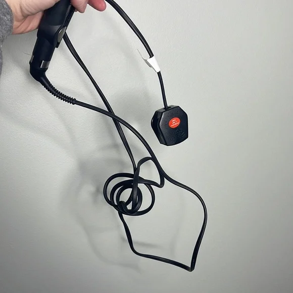 BabYliss 1" Straightening Flat Iron! - Picture 8 of 10